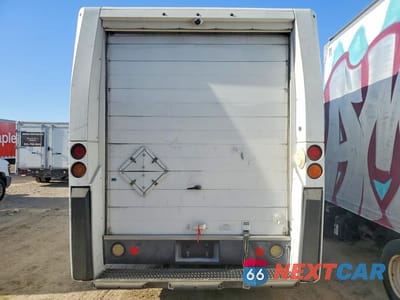 Zdjęcie 6 z 12 samochodu: 2016 ISUZU NPR VIN:JALB4T17XG7W00907 - miniatura