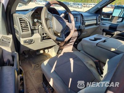 Zdjęcie 8 z 12 samochodu: 2020 FORD F350 SUPER DUTY VIN:1FDRF3HT9LDA13778 - miniatura