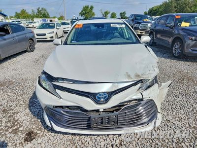 Piąte zdjęcie samochodu w środku: 2020 TOYOTA CAMRY XLE VIN:4T1F31AK8LU535531 - miniatura