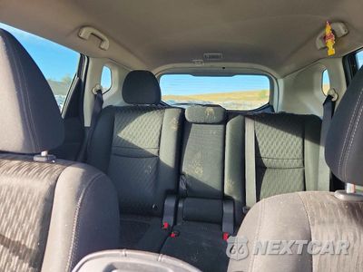 Zdjęcie 10 z 13 samochodu: 2018 NISSAN ROGUE SV VIN:KNMAT2MVXJP506974 - miniatura