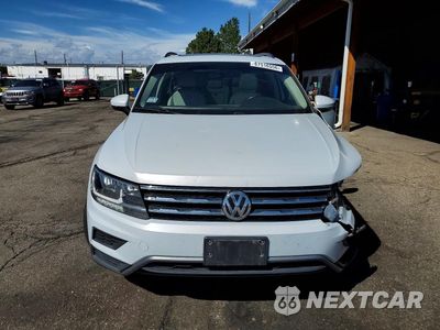 Piąte zdjęcie samochodu w środku: 2018 VOLKSWAGEN TIGUAN SE VIN:3VV2B7AX3JM177312 - miniatura