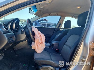 Zdjęcie 7 z 12 samochodu: 2005 MAZDA 3 I VIN:JM1BK12F251230781 - miniatura