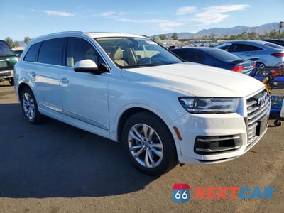 Czwarte zdjęcie samochodu z boku: 2018 AUDI Q7 PREMIUM VIN:WA1AAAF76JD012072 - miniatura