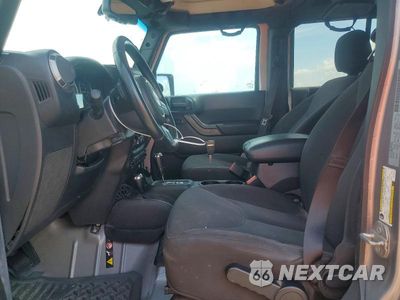 Zdjęcie 7 z 12 samochodu: 2017 JEEP WRANGLER UNLIMITED SPORT VIN:1C4BJWDG9HL542174 - miniatura