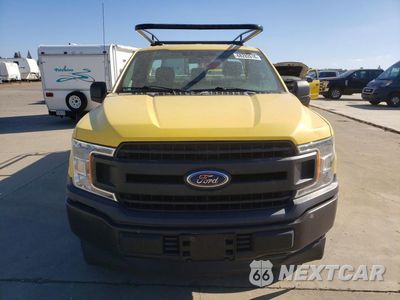 Piąte zdjęcie samochodu w środku: 2018 FORD F150 VIN:1FTMF1CB7JKE85584 - miniatura