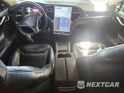 Zdjęcie 8 z 13 samochodu: 2015 TESLA MODEL S VIN:5YJSA1E47FF114286 - miniatura