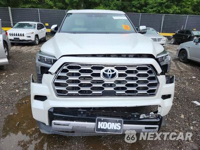 Piąte zdjęcie samochodu w środku: 2024 TOYOTA SEQUOIA CAPSTONE VIN:7SVAAABA6RX040090 - miniatura