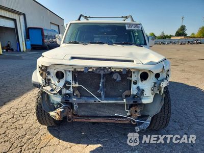 Piąte zdjęcie samochodu w środku: 2014 TOYOTA FJ CRUISER BASE VIN:JTEBU4BF6EK185815 - miniatura