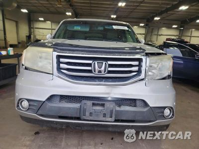 Piąte zdjęcie samochodu w środku: 2013 HONDA PILOT TOURING VIN:5FNYF4H93DB020679 - miniatura