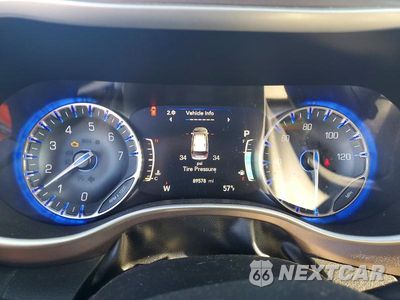 Zdjęcie 9 z 13 samochodu: 2018 CHRYSLER PACIFICA TOURING L VIN:2C4RC1BG8JR352734 - miniatura