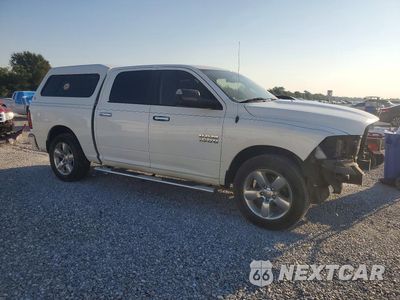 Czwarte zdjęcie samochodu z boku: 2016 RAM 1500 SLT VIN:1C6RR6LT5GS195122 - miniatura