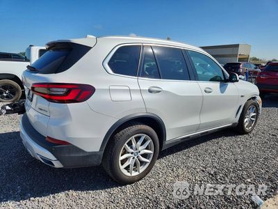 Trzecie zdjęcie samochodu z tyłu: 2022 BMW X5 XDRIVE45E VIN:5UXTA6C00N9J80350 - miniatura