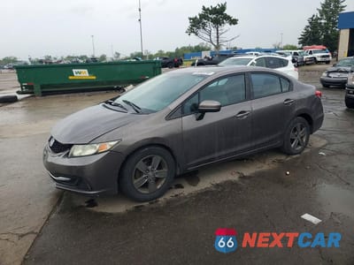 2014 HONDA CIVIC LX 19XFB2F53EE064115 - główne zdjęcie licytacji z USA - miniatura