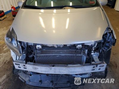 Zdjęcie 11 z 13 samochodu: 2011 TOYOTA PRIUS THREE VIN:JTDKN3DU4B0278864 - miniatura