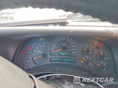 Zdjęcie 9 z 14 samochodu: 2003 GMC YUKON VIN:1GKEC13Z03J338188 - miniatura