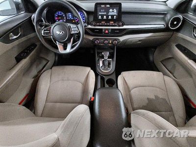 Zdjęcie 8 z 12 samochodu: 2021 KIA FORTE LXS VIN:3KPF24AD0ME315973 - miniatura