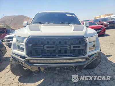 Piąte zdjęcie samochodu w środku: 2017 FORD F150 RAPTOR VIN:1FTFW1RG4HFC92338 - miniatura