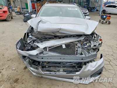 Piąte zdjęcie samochodu w środku: 2019 SUBARU IMPREZA PREMIUM VIN:4S3GTAD65K3705226 - miniatura