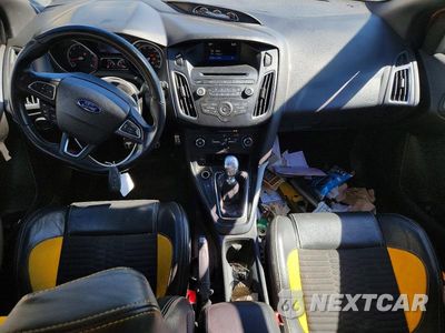 Zdjęcie 8 z 13 samochodu: 2015 FORD FOCUS ST VIN:1FADP3L92FL304646 - miniatura