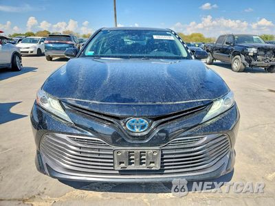 Piąte zdjęcie samochodu w środku: 2019 TOYOTA CAMRY HYBRID XLE VIN:4T1B21HK4KU011332 - miniatura