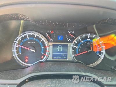 Zdjęcie 9 z 13 samochodu: 2019 TOYOTA 4RUNNER SR5 PREMIUM VIN:JTEZU5JR7K5207802 - miniatura