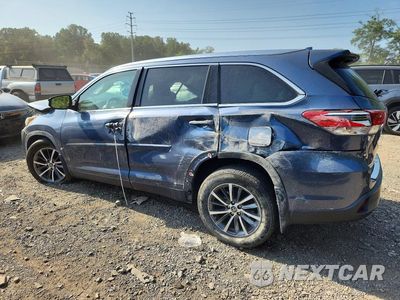 Drugie zdjęcie samochodu z przodu: 2019 TOYOTA HIGHLANDER XLE VIN:5TDJZRFH0KS739414 - miniatura