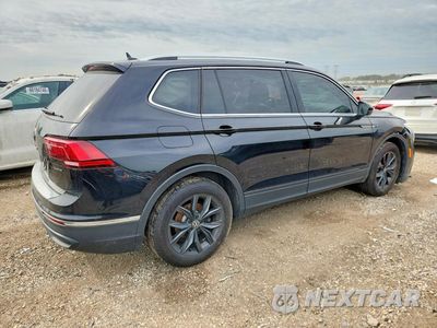 Trzecie zdjęcie samochodu z tyłu: 2024 VOLKSWAGEN TIGUAN SE VIN:3VVMB7AX1RM056511 - miniatura