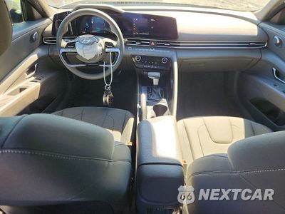 Zdjęcie 8 z 12 samochodu: 2024 HYUNDAI ELANTRA SEL VIN:KMHLM4DG0RU828874 - miniatura