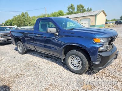 Czwarte zdjęcie samochodu z boku: 2021 CHEVROLET SILVERADO C1500 VIN:3GCNWAEK7MG381352 - miniatura