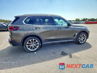 Trzecie zdjęcie samochodu z tyłu: 2024 BMW X5 XDRIVE40I VIN:5UX23EU02R9W08181 - miniatura