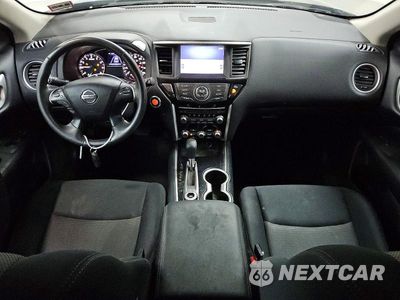 Zdjęcie 8 z 13 samochodu: 2017 NISSAN PATHFINDER SV VIN:5N1DR2MM3HC901966 - miniatura