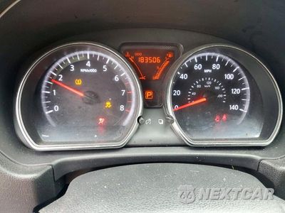 Zdjęcie 9 z 13 samochodu: 2012 NISSAN VERSA VIN:3N1CN7AP4CL823351 - miniatura