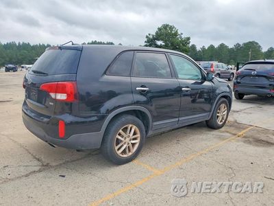Trzecie zdjęcie samochodu z tyłu: 2015 KIA SORENTO LX VIN:5XYKT3A60FG592376 - miniatura