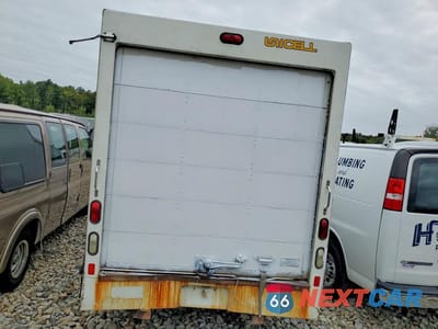 Zdjęcie 6 z 13 samochodu: 2012 CHEVROLET EXPRESS - DELIVERY TRUCK VIN:1GB0G2CG9C1127655 - miniatura