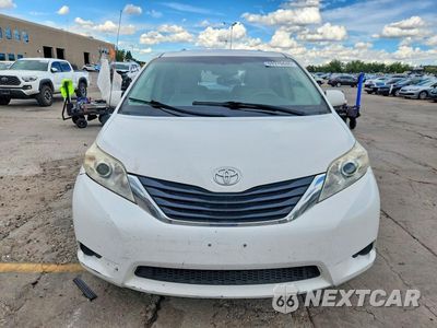 Piąte zdjęcie samochodu w środku: 2012 TOYOTA SIENNA LE VIN:5TDKK3DC9CS231716 - miniatura