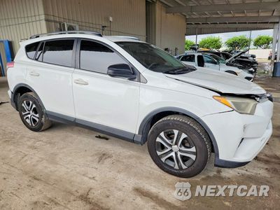 Czwarte zdjęcie samochodu z boku: 2017 TOYOTA RAV4 LE VIN:JTMZFREV2HJ703118 - miniatura