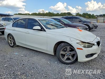 Czwarte zdjęcie samochodu z boku: 2012 BMW 328 I VIN:WBA3A5C56CF345515 - miniatura