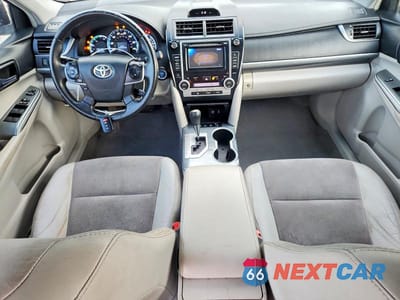 Zdjęcie 8 z 13 samochodu: 2012 TOYOTA CAMRY HYBRID XLE VIN:4T1BD1FK0CU037621 - miniatura
