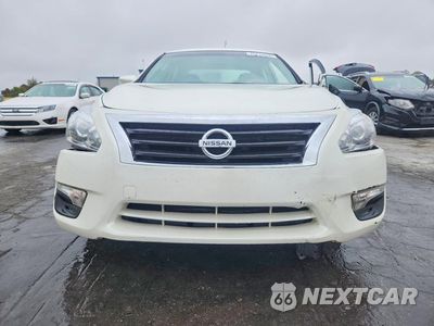 Piąte zdjęcie samochodu w środku: 2015 NISSAN ALTIMA 2.5 S VIN:1N4AL3AP0FC230319 - miniatura