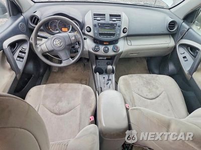 Zdjęcie 8 z 13 samochodu: 2009 TOYOTA RAV4 BASE VIN:JTMBF33V19D012826 - miniatura