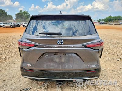 Zdjęcie 6 z 13 samochodu: 2023 TOYOTA SIENNA PLATINUM 7-PASSENGER VIN:5TDERKEC3PS179894 - miniatura
