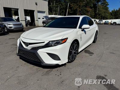 2018 TOYOTA CAMRY SE 4T1B11HK8JU567855 - główne zdjęcie licytacji z USA - miniatura