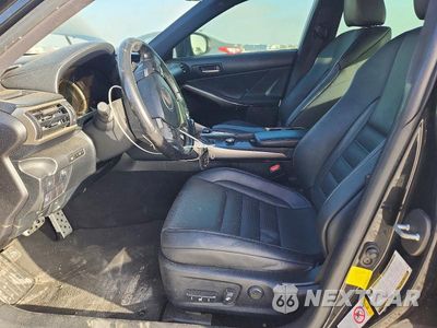 Zdjęcie 7 z 12 samochodu: 2017 LEXUS IS 200T VIN:JTHBA1D20H5055780 - miniatura