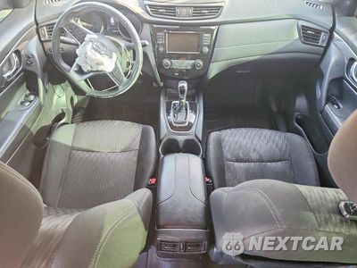 Zdjęcie 8 z 14 samochodu: 2020 NISSAN ROGUE S VIN:5N1AT2MVXLC724984 - miniatura