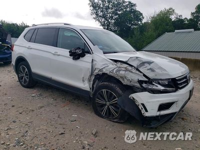 Czwarte zdjęcie samochodu z boku: 2019 VOLKSWAGEN TIGUAN SE VIN:3VV2B7AX2KM073329 - miniatura
