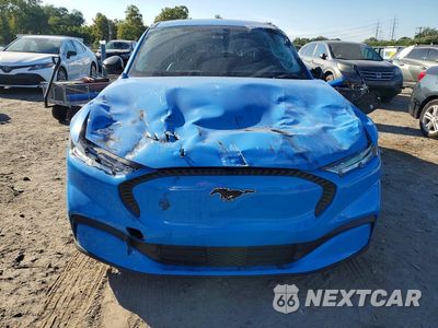 Piąte zdjęcie samochodu w środku: 2023 FORD MUSTANG MACH-E SELECT VIN:3FMTK1R40PMA89333 - miniatura