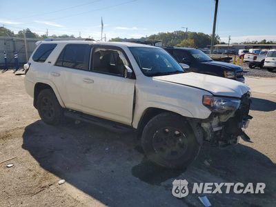 Czwarte zdjęcie samochodu z boku: 2017 TOYOTA 4RUNNER SR5 VIN:JTEZU5JR7H5154964 - miniatura
