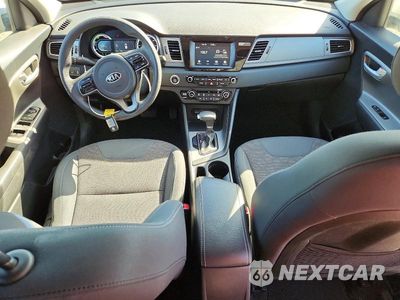 Zdjęcie 8 z 13 samochodu: 2019 KIA NIRO LX VIN:KNDCB3LC8K5337746 - miniatura