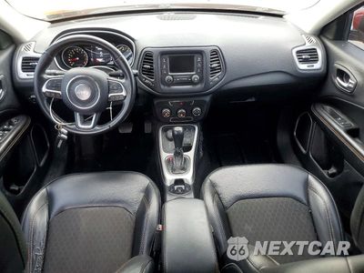 Zdjęcie 8 z 13 samochodu: 2018 JEEP COMPASS LATITUDE VIN:3C4NJDBB7JT399647 - miniatura