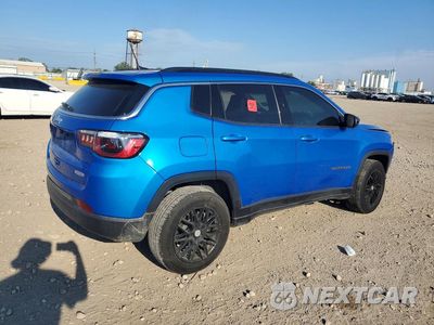 Trzecie zdjęcie samochodu z tyłu: 2022 JEEP COMPASS LATITUDE VIN:3C4NJDBB9NT216948 - miniatura